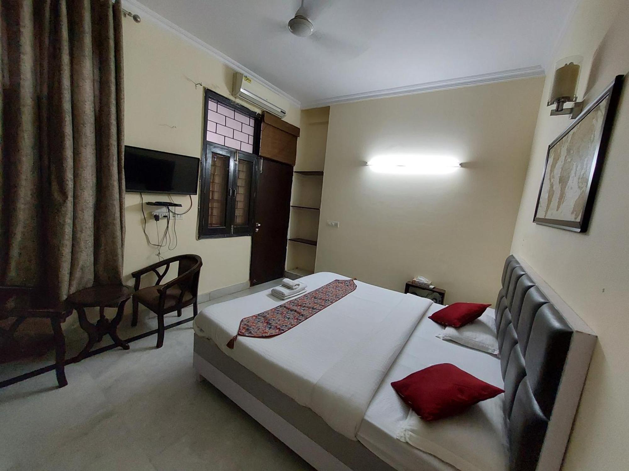 Mandakini Villa นิวเดลี ภายนอก รูปภาพ